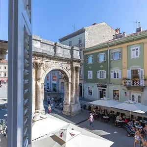 https://apartment-ulysses.pula-hotels.org